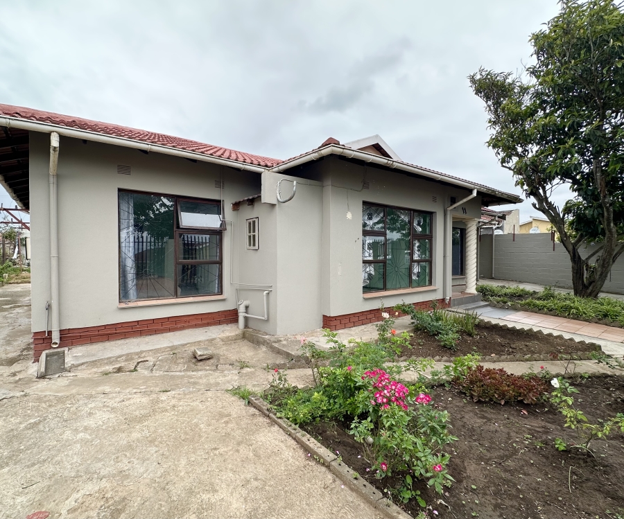 3 Bedroom Property for Sale in Mbuqu Eastern Cape